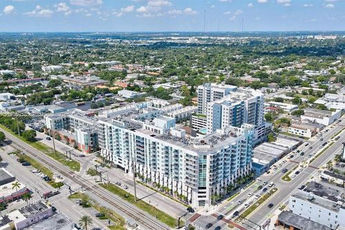 1019-140 S Dixie Hwy, Hollywood, FL, 33020-7316 | Card Image