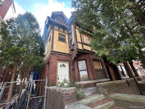 246 Eliot St, Detroit, MI, 48201-2442 | Card Image