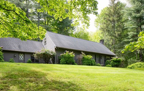 109 Cobble Rd, Salisbury, CT, 06068-1504 | Card Image