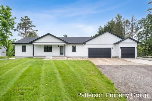 7638 E Sheringer Road, Ravenna, MI, 49451 | Card Image
