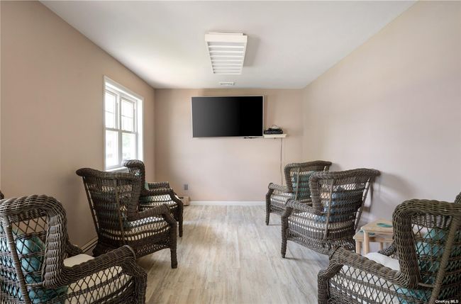 16 - 61 W Tiana Rd, Home with 2 bedrooms, 1 bathrooms and 1 parking in Hampton Bays NY | Image 20