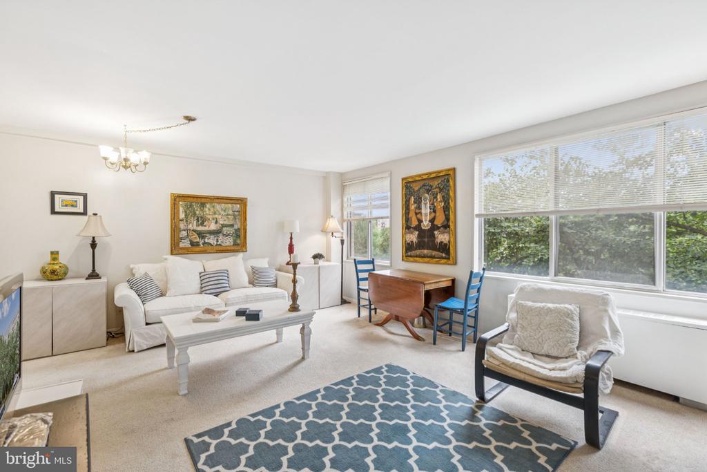 Residential in ARLINGTON 3