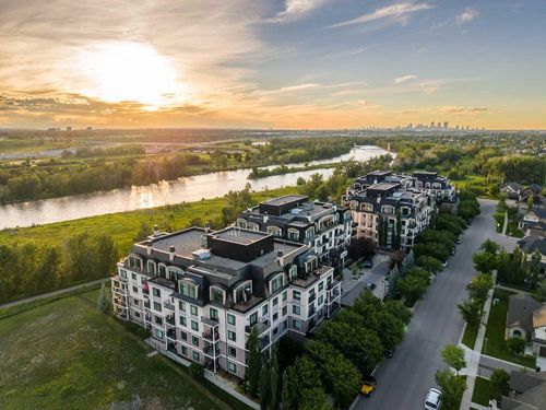 305-221 Quarry Way Se, Calgary, AB, T2C5M7 | Card Image