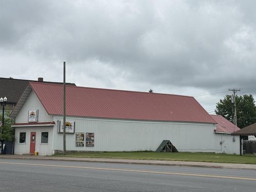 733 Central Ave, Florence, WI, 54121-9491 | Card Image