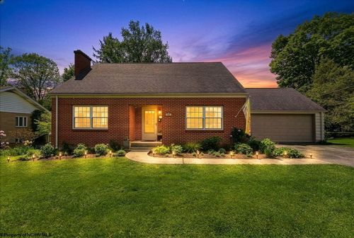 512 Laurel Drive, Fairmont, WV, 26554 | Card Image
