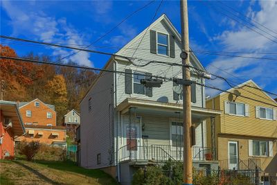 828 Ridge Ave, House other with 3 bedrooms, 1 bathrooms and 1 parking in Stowe Twp PA | Image 2