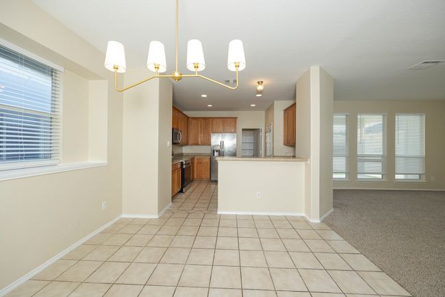 Dinning Area | Image 11