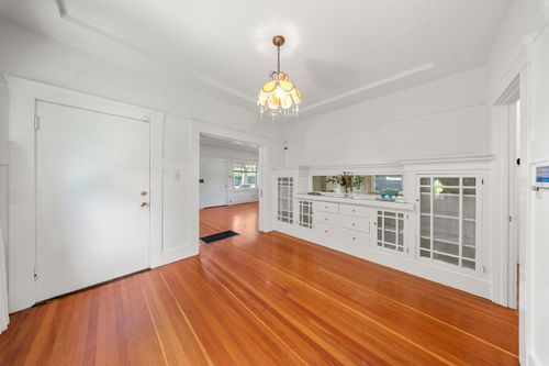 122 Magnolia Ave, Modesto, CA, 95354-0536 | Card Image