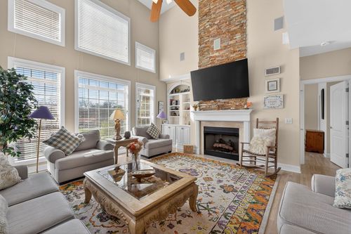 5000 Magnolia Estates Blvd, Mount Juliet, TN, 37122-8248 | Card Image