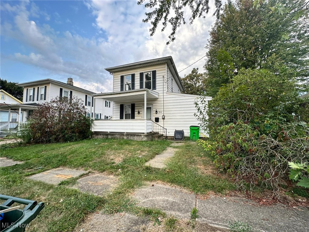 7th St, Massillon, OH 44647
