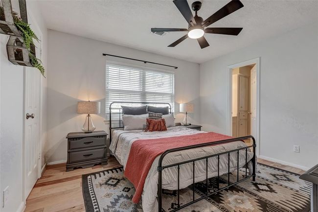 Upstairs Bedroom 3 | Image 34