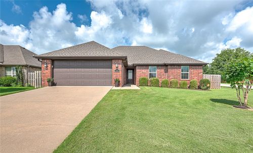 700 Sw Arch St, Bentonville, AR, 72712-4476 | Card Image