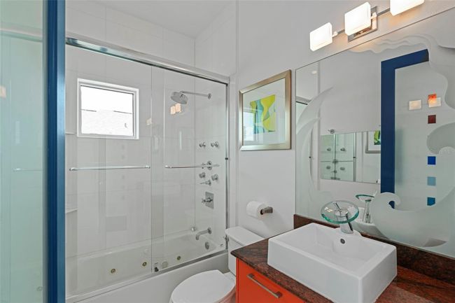 The second 3rd floor full bath | Image 27