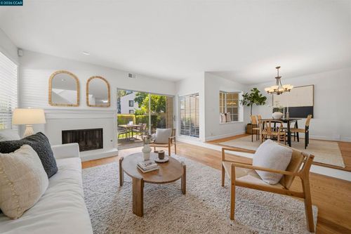 1809 Stratton Cir, Walnut Creek, CA, 94598-2270 | Card Image