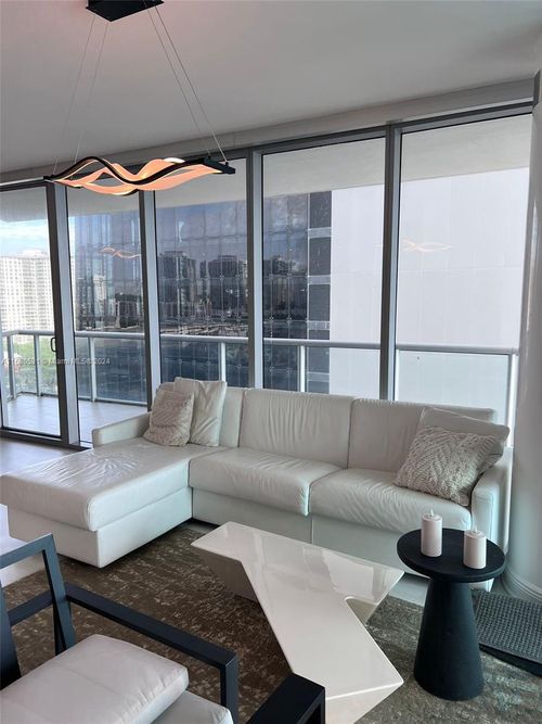 1208-17121 Collins Ave, Sunny Isles Beach, FL, 33160 | Card Image