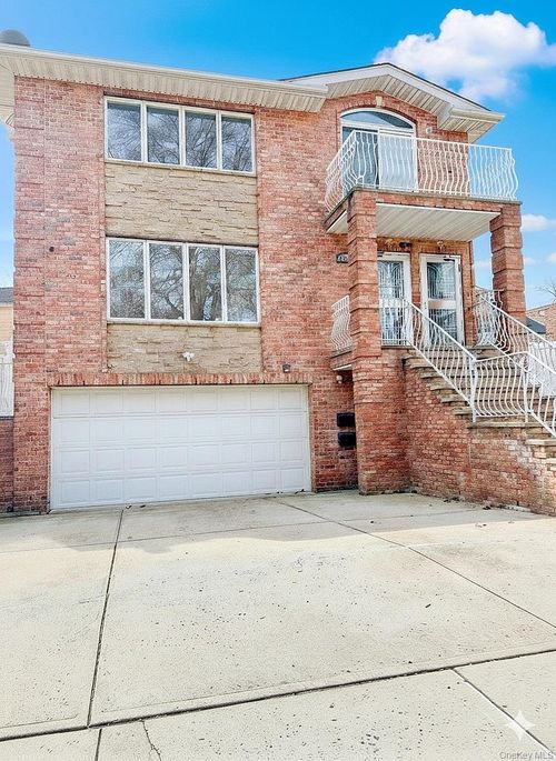 253-12 58th Ave, Little Neck, NY, 11362-2116 | Card Image