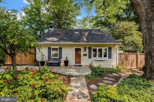 3200 Burgundy Rd, ALEXANDRIA, VA, 22303-1214 | Card Image