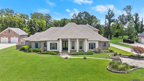 7576 Lillie Valley Dr, Gonzales, LA, 70737-8175 | Card Image