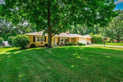 1306 N Bittersweet Ln, Muncie, IN, 47304-2967 | Card Image