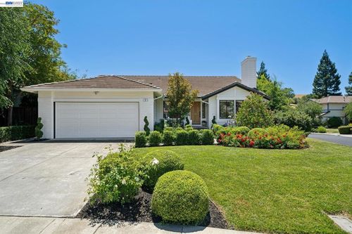2 Ashland Way, Danville, CA, 94506-6131 | Card Image