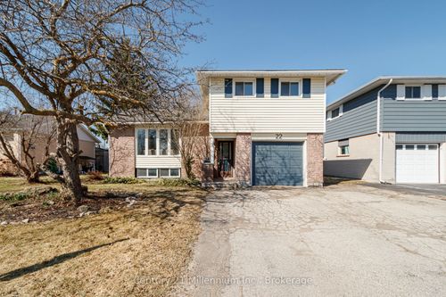 22 Dickson Rd, Collingwood, ON, L9Y2X3 | Card Image