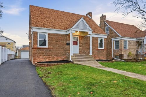 2534 White Oak Ave, Whiting, IN, 46394-2159 | Card Image