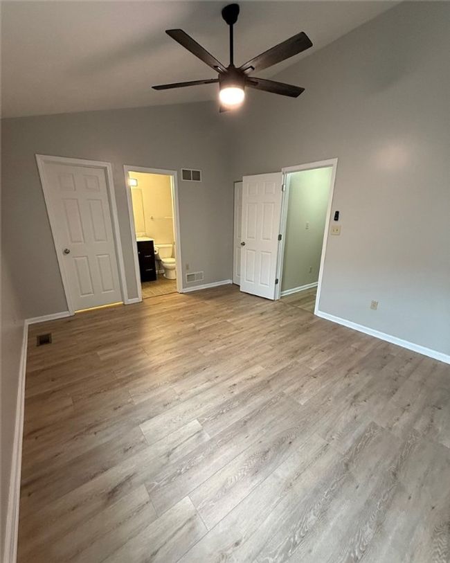 124 Hillvue Dr, Townhouse with 3 bedrooms, 3 bathrooms and 1 parking in Seven Fields PA | Image 15