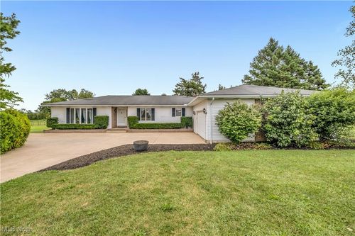 3951 Beat Rd, Litchfield, OH, 44253-9720 | Card Image