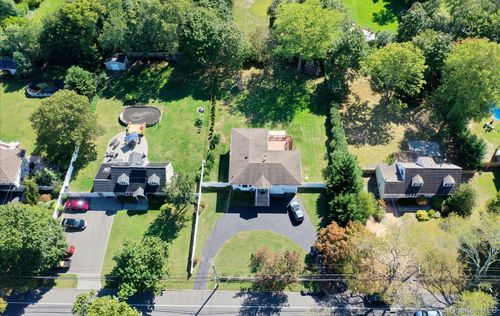 376 Clay Pitts Rd, East Northport, NY, 11731-3201 | Card Image