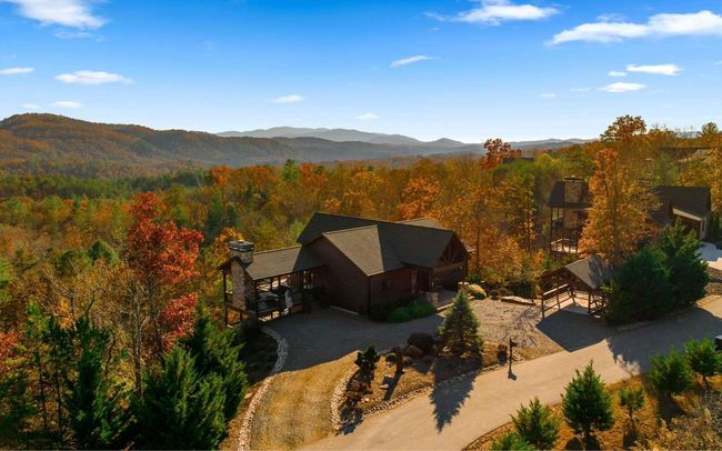 9 Kensington Dr, Home with 3 bedrooms, 3 bathrooms and null parking in Mineral Bluff GA | Image 60