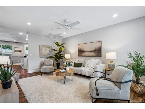 l7-7110 S Gaylord St, Centennial, CO, 80122-1647 | Card Image