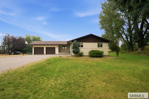682 E 1100 N, Shelley, ID, 83274-5221 | Card Image