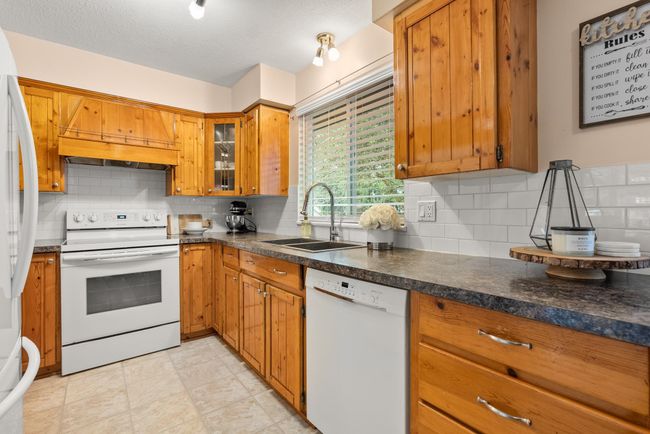 8807 Gay Street, House other with 3 bedrooms, 3 bathrooms and 10 parking in Langley BC | Image 8