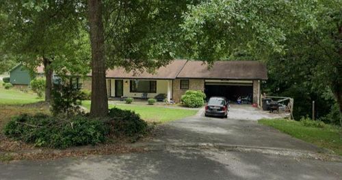 1606 Monarch Ct, Riverdale, GA, 30296-2051 | Card Image
