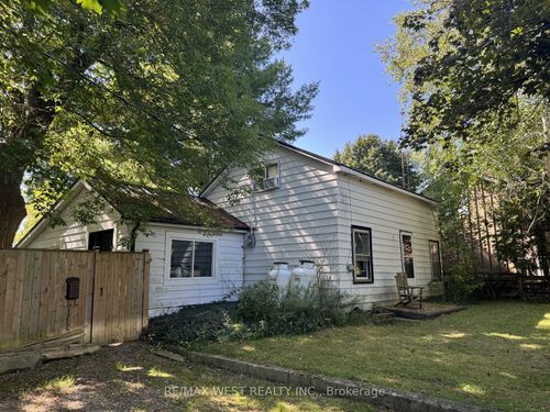 11012 First Line, Moffat, ON, L0P1J0 | Card Image