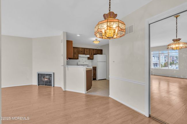 102 - 113 Lareine Ave, Condo with 1 bedrooms, 1 bathrooms and null parking in Bradley Beach NJ | Image 11