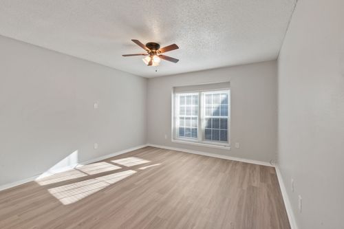 206-1720 Wooten Park Drive, Austin, TX, 78757 | Card Image