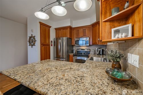 apt-102-7714 Birch Bay Dr, Blaine, WA, 98230-9472 | Card Image