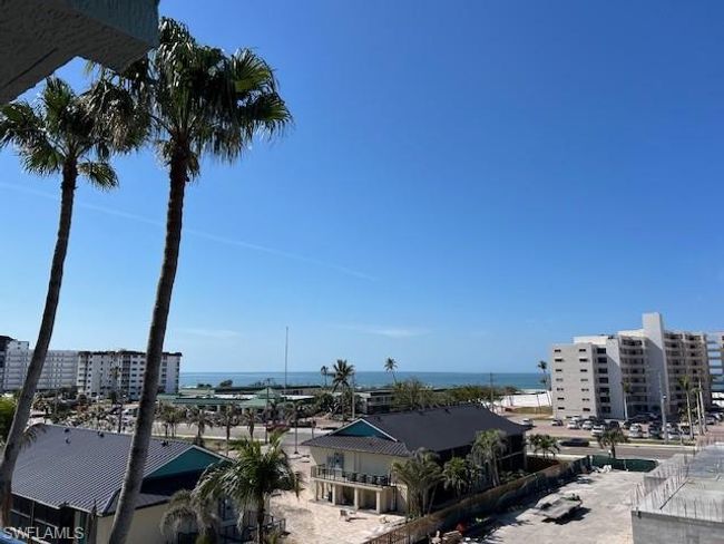 APT-401 - 22748 Island Pines Way, Condo with 2 bedrooms, 2 bathrooms and 1 parking in Fort Myers Beach FL | Image 32