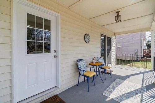 323 Laurel Dr, LUSBY, MD, 20657-4326 | Card Image