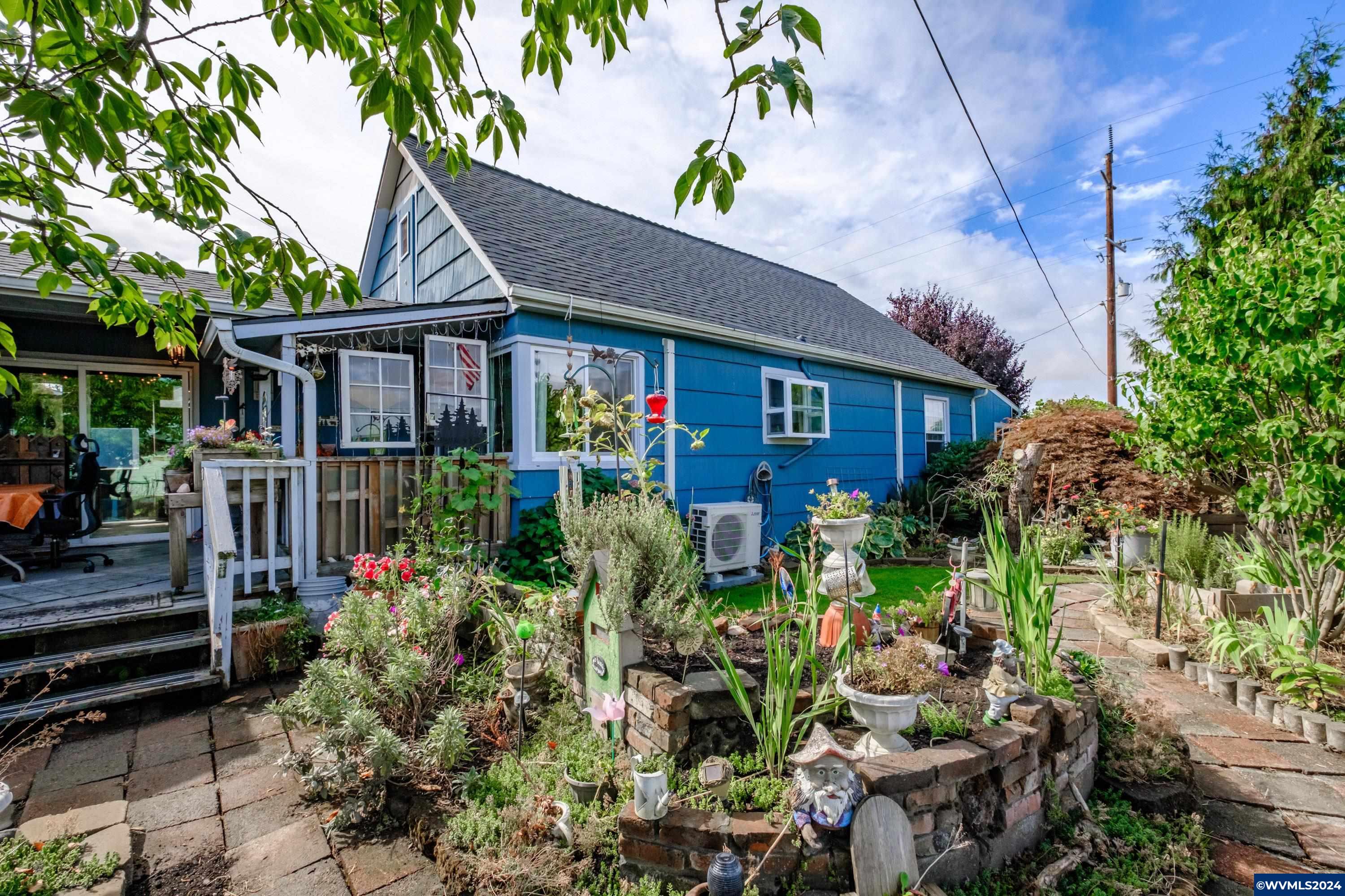 5th St, Halsey, OR 97348