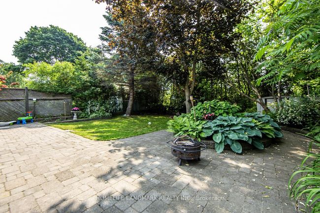 915 Harding St, House other with 3 bedrooms, 2 bathrooms and 3 parking in Whitby ON | Image 46