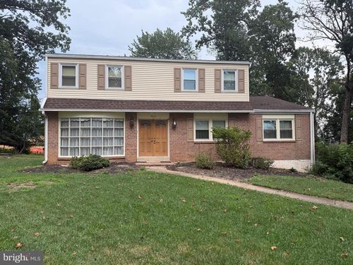 11 Elliott Rd, BROOMALL, PA, 19008-1619 | Card Image