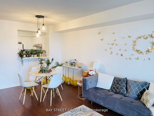 201-35 Empress Ave, North York, ON, M2N6T3 | Card Image