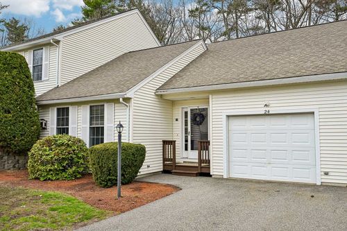 24-4 Patriot Dr, East Hampstead, NH, 03826-8208 | Card Image