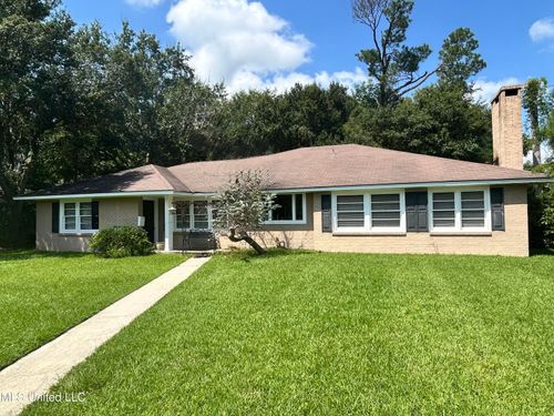 4464 Kendall Cir, Gulfport, MS, 39507-4011 | Card Image