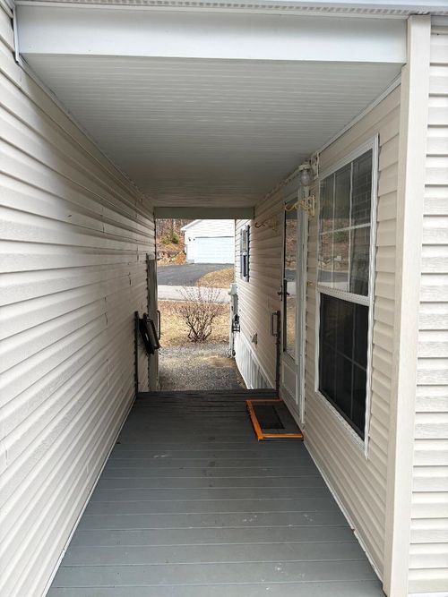 500 Darby Dr, Laconia, NH, 03246-1347 | Card Image