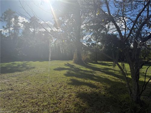 21219 N River Rd, Alva, FL, 33920-3384 | Card Image