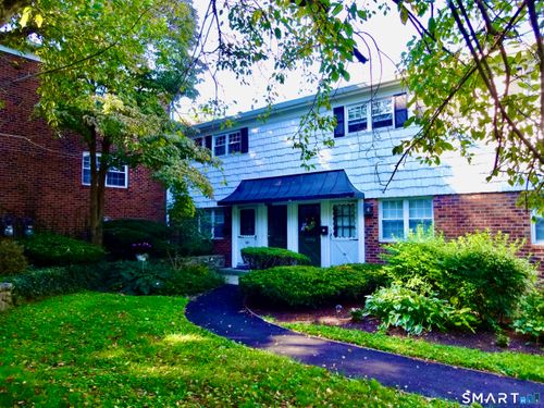 apt-102-245 Unquowa Rd, Fairfield, CT, 06824-5025 | Card Image