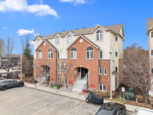 57 Steele Park Private, Cyrville - Carson Grove - Pineview, ON, K1J0J2 | Card Image